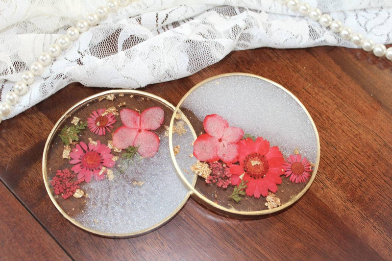 Real Dried Red Rose Petals and Gold Leaf Coasters/housewarming/unique  Gift/wedding Gift 